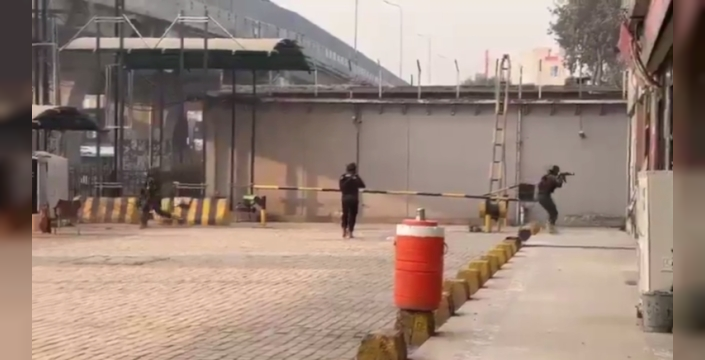 Peşaver kana bulandı! Karargaha yıkıcı saldırı, ordu seferber oldu!