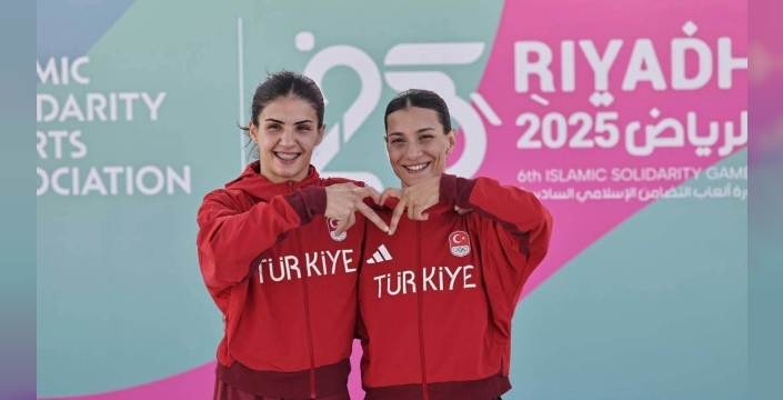 Riyad'dan dönüş: Türk bokspörler tarih yazdı, 6 madalya ile ülkeye döndüler!