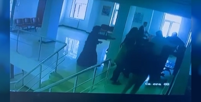 Şanlıurfa'da skandal: Hasta yakını hemşirelere saldırdı!