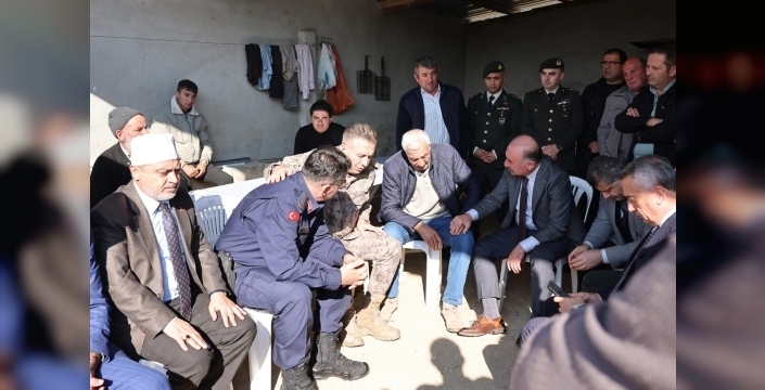Şehidimiz Burak İbbiği'nin ailesine Çorum Valisi'nden ziyaret: Gözyaşları sel oldu
