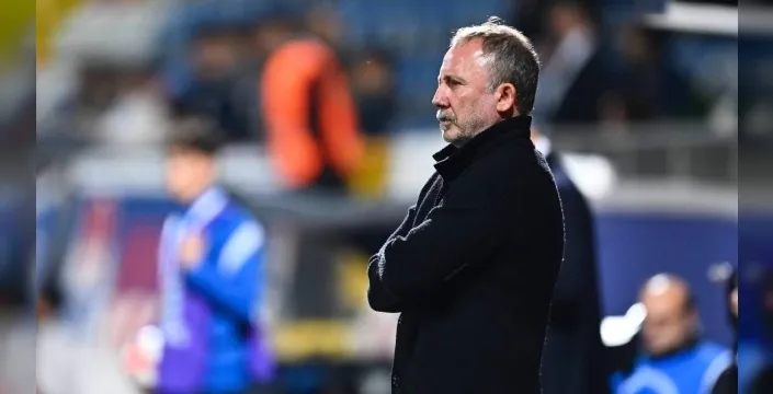 Sergen Yalçın, Cengiz Ünder için Beşiktaş'ta zamanla yarışıyor!
