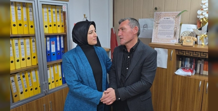 Adana'da muhtarlık seçimi heyecanı: Soner Özev, iki oy farkla zafer kazandı
