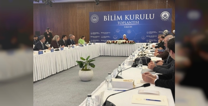 Aile Bakanı Göktaş'tan üniversitelerle iş birliği vurgusu: Bilgiyi sahaya yansıtacağız