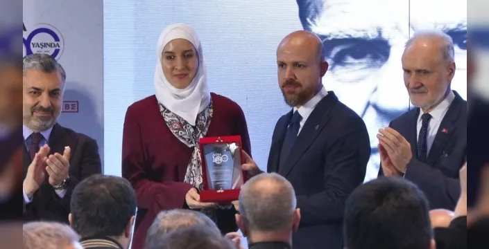 Aliya İzzetbegoviç'in 100. yaş günü İstanbul'da coşkuyla kutlandı: Kişisel eşyaları ilk kez sergileniyor