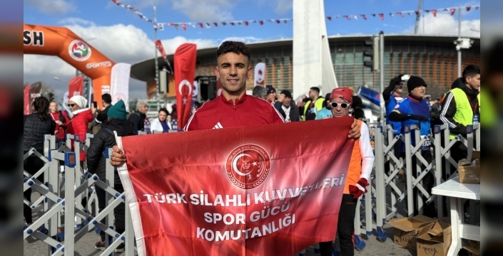 Ankara'da 90'ıncı Büyük Atatürk Koşusu heyecanı: Diyar Ergüven ve Dilek Öztürk zirvede