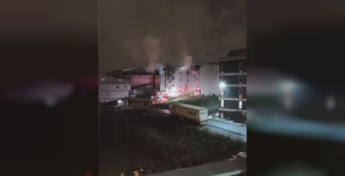 Arnavutköy'de fabrika alevlere teslim oldu: 1'i ağır 3 yaralı!