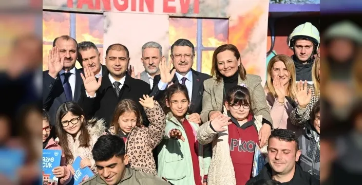 Atıl okul binası 'Çilekli Düşler Köyü'ne dönüştü, çocuklara hayal gücü merkezi oldu