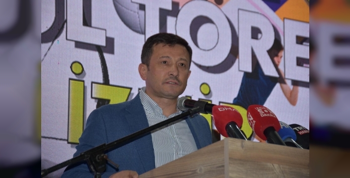 Bakan Bak'tan İzmir'e seslendi: Yeni şampiyonlar ve dev organizasyonlar geliyor!