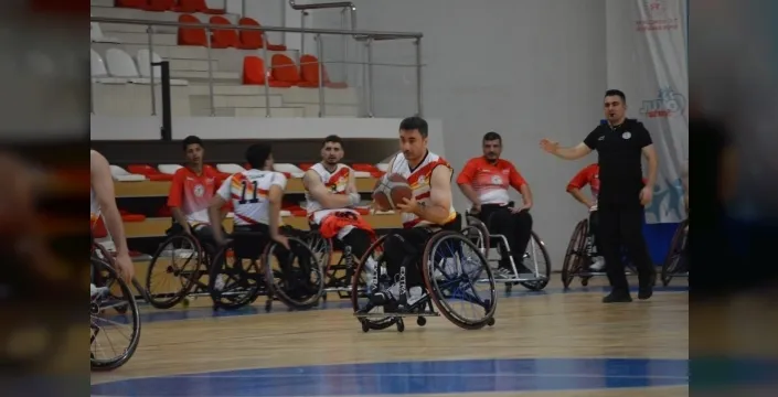 Batman Engelliler Spor Kulübü, Adana ESK'yı farklı geçti: 73-52