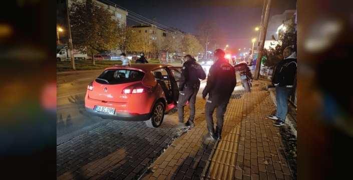 Bursa'da asayiş uygulaması: 4 aranan kişi yakalandı