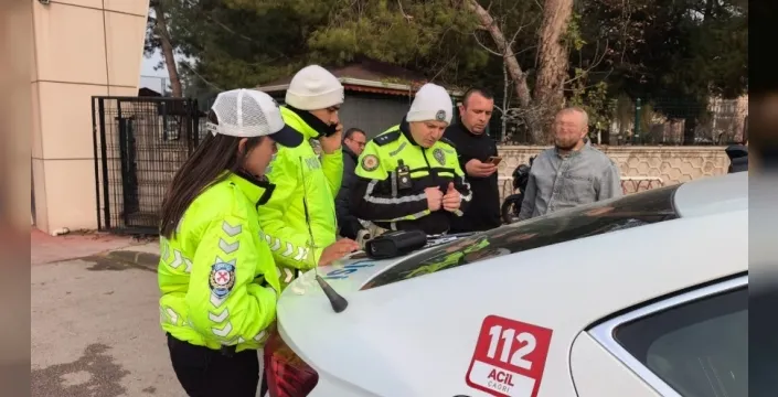 Bursa'da korsan taksi operasyonu: Sürücüler ve yolcular ceza aldı
