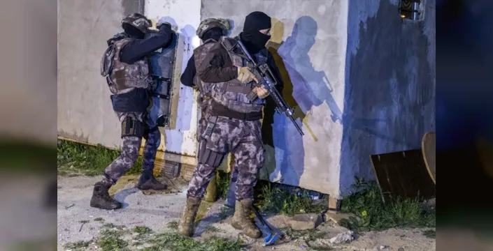 Çekmeköy’de Uyuşturucu Operasyonunda Polise Ateş Açıldı: 1 Ölü, 1 Polis Yaralı