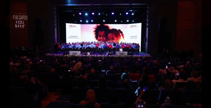Dijital çağda çocuklarımızı koruma mücadelesi: 'Dijital dadılara' dikkat çağrısı