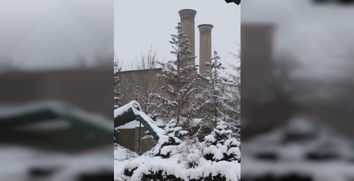 Doğu'da Termometreler Çöktü: Erzurum ve Ardahan'da Buz Kesme Noktası -25 Derece!