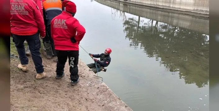 Eskişehir'de kayıp öğretmen için dramatik arama: Porsuk Çayı'nda 6'ncı gün