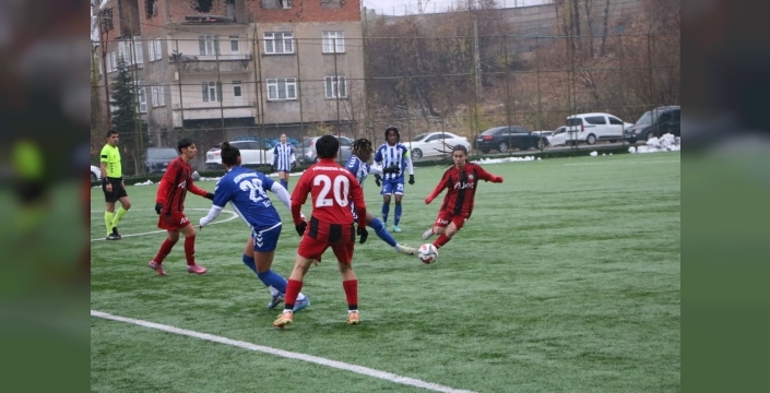 Hakkarigücü evinde yıkıldı: Yüksekova Spor deplasmandan 3 puanla döndü