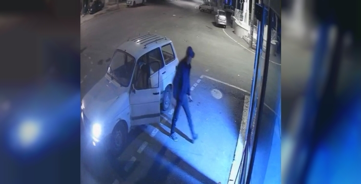 Isparta'da tüyler ürperten olay: Yanan otomobilin yanında başsız ceset bulundu!