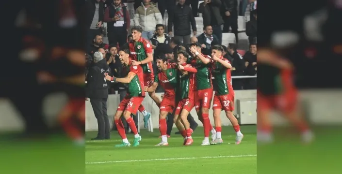 Karşıyaka, Eskişehirspor deplasmanında zirve mücadelesi veriyor