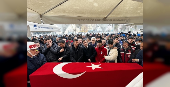 Kıbrıs gazisi Osman Balcı, cami çıkışı trafik kazasında hayatını kaybetti