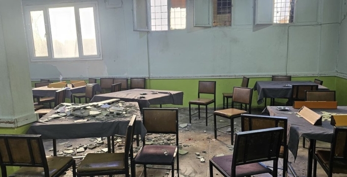 Kıraathanede dehşet: Tavandan kopan sıva parçaları müşterilerin üzerine düştü, 2 kişi yaralandı!