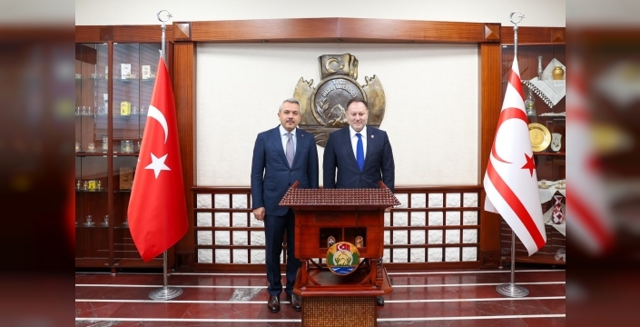 KKTC, Türkiye'nin savunma gücünü öve öve bitiremedi