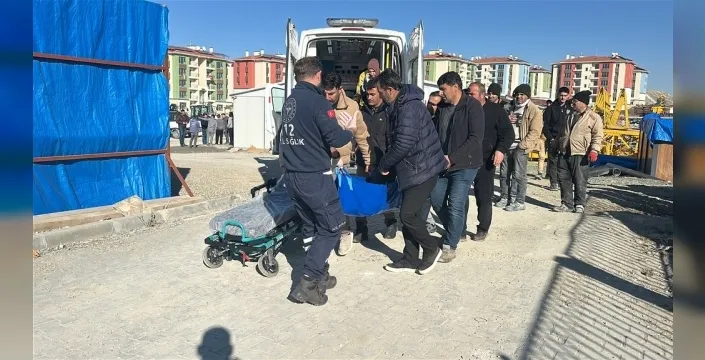 Kütahya'da şantiyede kule vinç kazası: Bir işçi yaralandı
