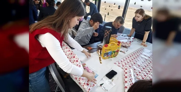 LÖSEV'den kanserle savaşan çocuklara yeni yıl sürprizi: Dilekleri gerçek oldu