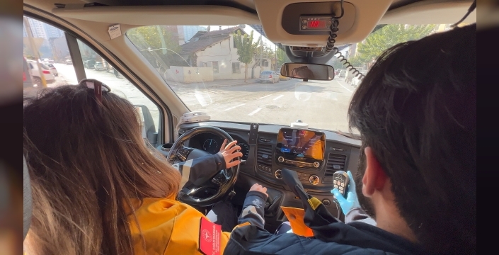 Malatya'nın tek kadın ambulans şoförü Sibel Yel: 'Bir cana koşuyorum