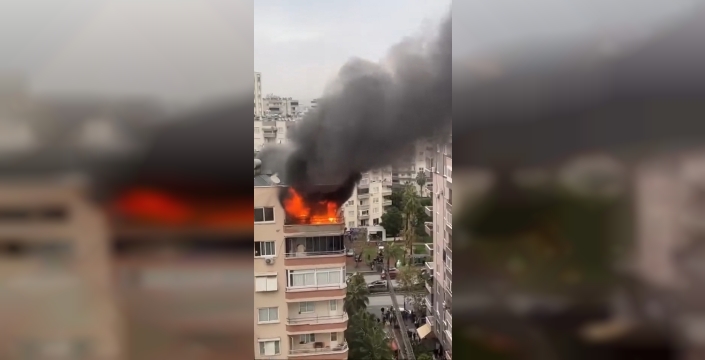 Mersin'de iki ilçede evler alevlere teslim oldu
