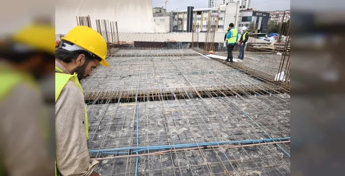Meslek lisesi öğrencileri, kendi okullarının elektriğini çekiyor: 'Biz bu işi yaptık' diyecekler