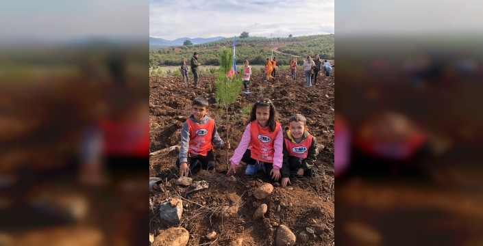 Muğla'da yeşil devrim: 81 İlde 81 Orman projesiyle 20 bin fidan toprakla buluştu
