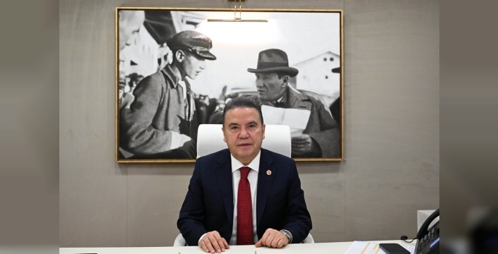 Muhittin Böcek: Alt personelin eylemlerinden haberim olması beklenemez