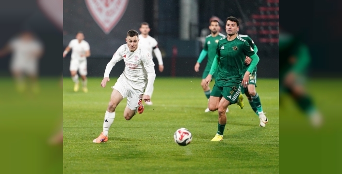 Pendikspor ve Esenler Eroksor, sahadan golsüz ayrıldı