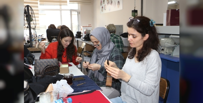 Samsun'da kadınların altın elleriyle hayatları değişiyor