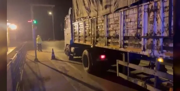 Samsun'da plakaları kapalı TIR şoförleri kantardan kaçtı, 850 bine yakın ceza yedi
