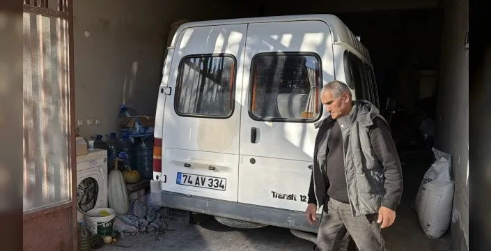 Şehit babasına kesilen cezayı, Jandarma evine gidip iade etti! Türk askeri böyle olur helal olsun