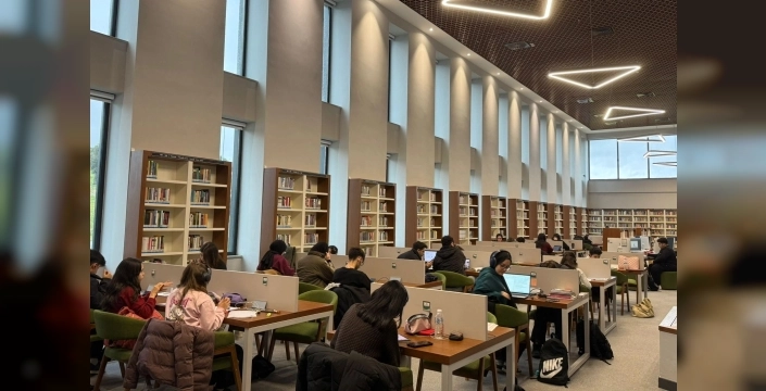 Soğuk hava gençleri ısıttı: Kocaeli kütüphaneleri doldu taştı!