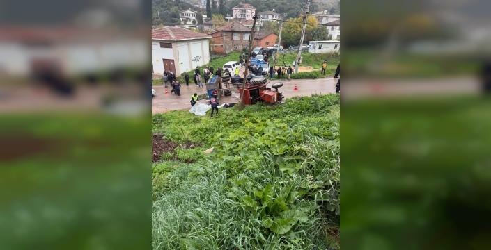 Traktör kazasında acı son: Belediye işçisi hayatını kaybetti