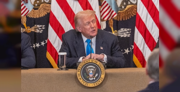 Trump: Fed Başkanı kararlarında bana danışmalı, ben akıllı bir sesim