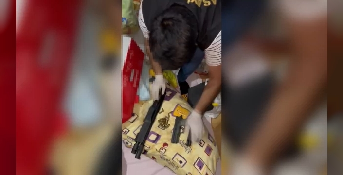Ümraniye'de uyuşturucu operasyonu: 10 kilo esrar ve çok sayıda mühimmat ele geçirildi, şüpheli tutuklandı