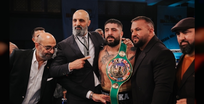 Umut Camkıran, WBC Asya Kemeri'ni muhteşem bir nakavtla korudu!