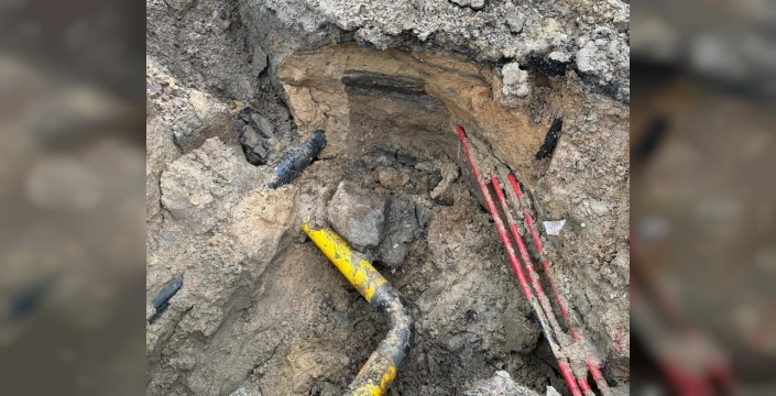 Uzunköprü'deki doğal gaz hattı çalışmasında toprak kayması: 3 işçi yaralandı