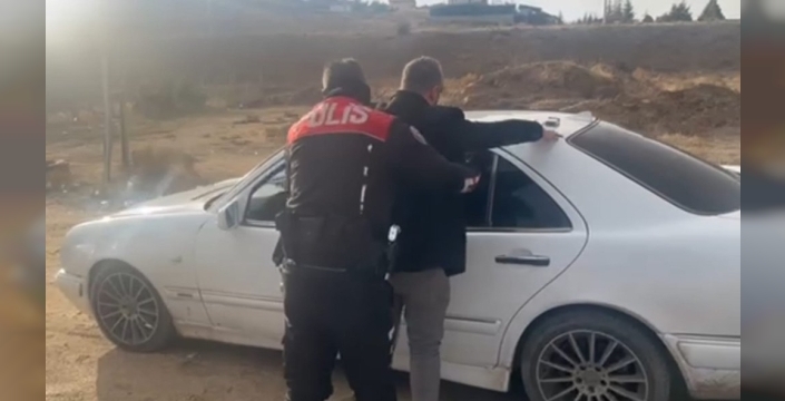 15 ayrı suçtan aranan şüpheli Kırıkkale'de yakalandı