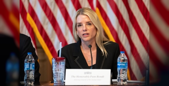 ABD Adalet Bakanı Bondi'den Maduro'ya sert uyarı: Amerikan adaletinin gazabıyla yüzleşecek