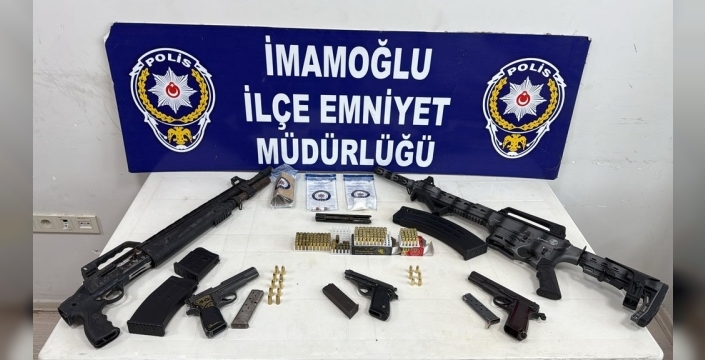 Adana'da çiftlik baskını: Ruhsatsız silahlar ve uyuşturucu ele geçirildi