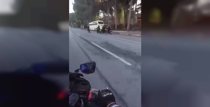 Alanya'da polisin üzerine motosiklet sürdüler: 2 şüpheli tutuklandı
