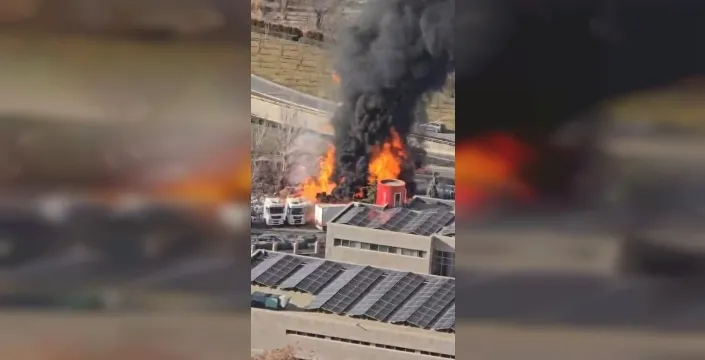 Ankara'da kaçak içki operasyonunda ele geçirilen alkol yüklü TIR'lar alevlere teslim oldu
