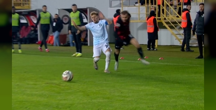 Arca Çorum FK, Adana Demirspor'u 4-1 mağlup etti
