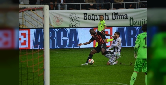 Arca Çorum FK, Ankara Keçiörengücü'nü penaltı ile geçti