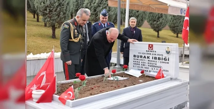 Azerbaycan Askeri Ataşesi'nden şehit ailesine anlamlı ziyaret